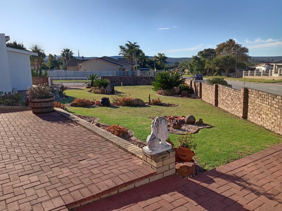 3 Bedroom Property for Sale in Campher Park Eastern Cape
